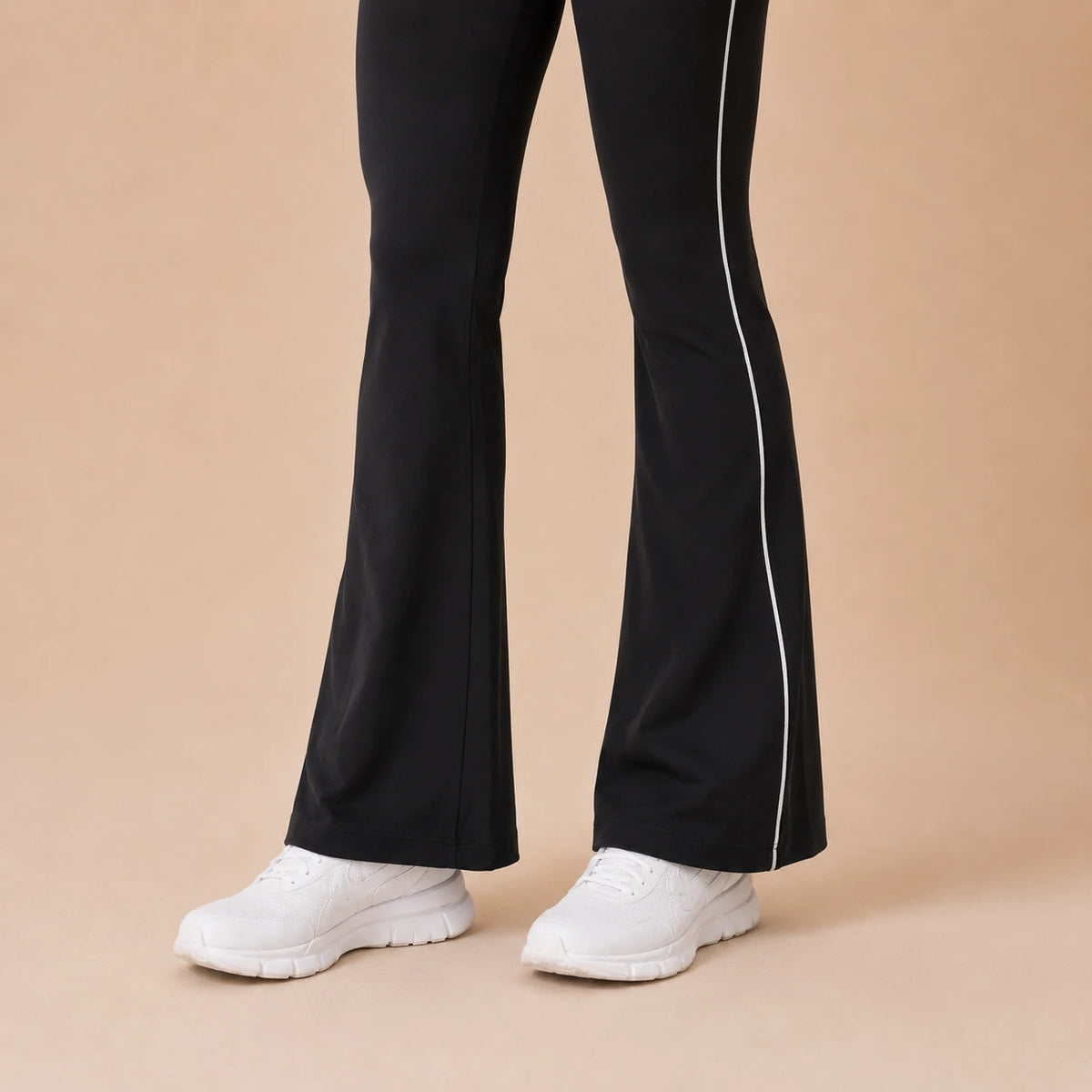 Obsidian Ascend Contour Flared Leggings